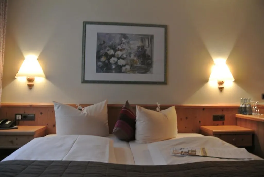 AKZENT Hotel Am Bach Dettelbach