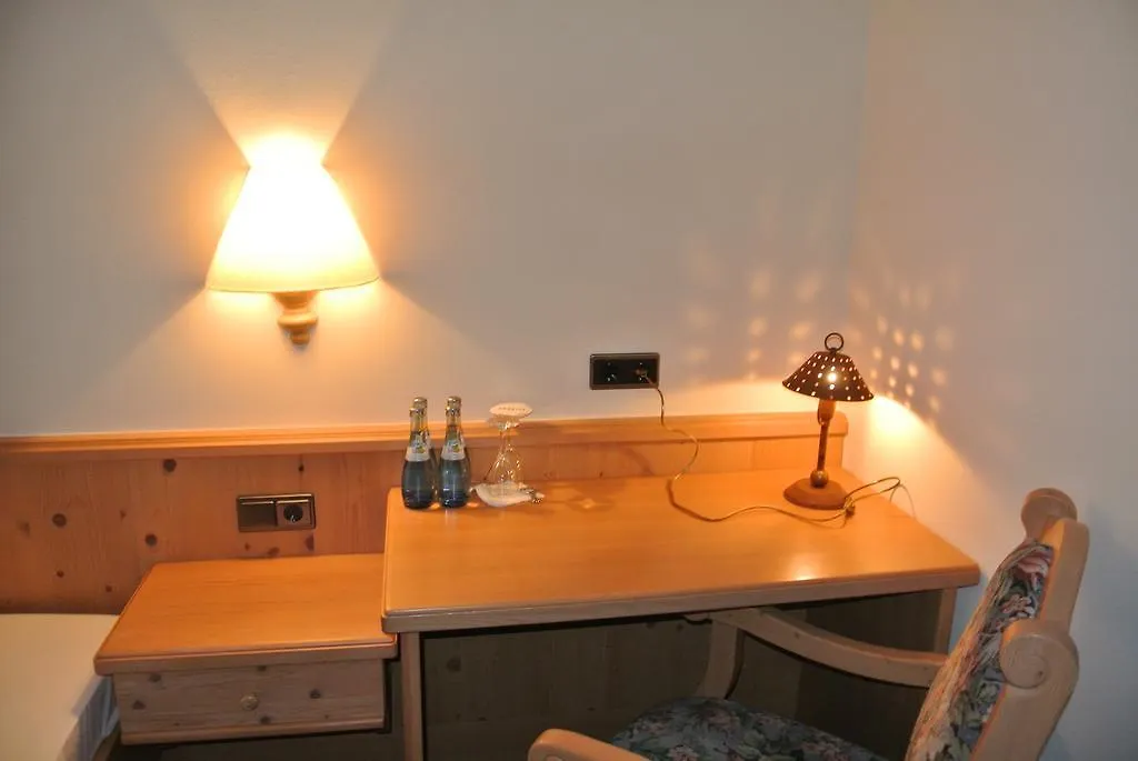 AKZENT Hotel Am Bach Dettelbach 3*,